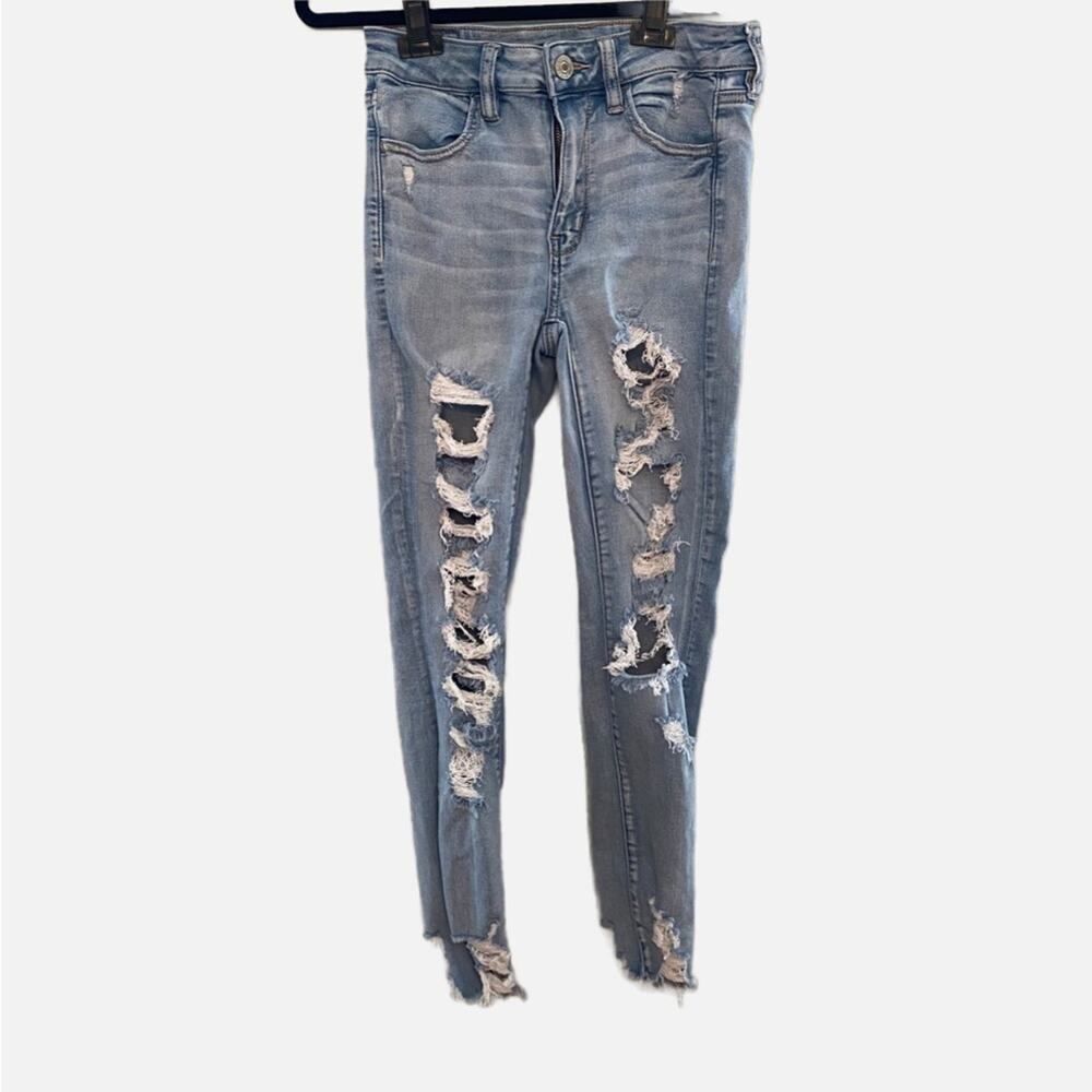 AMERICAN EAGLE Hi-Rise Next Level Stretch Distressed Light Wash Skinny Jegging 6
